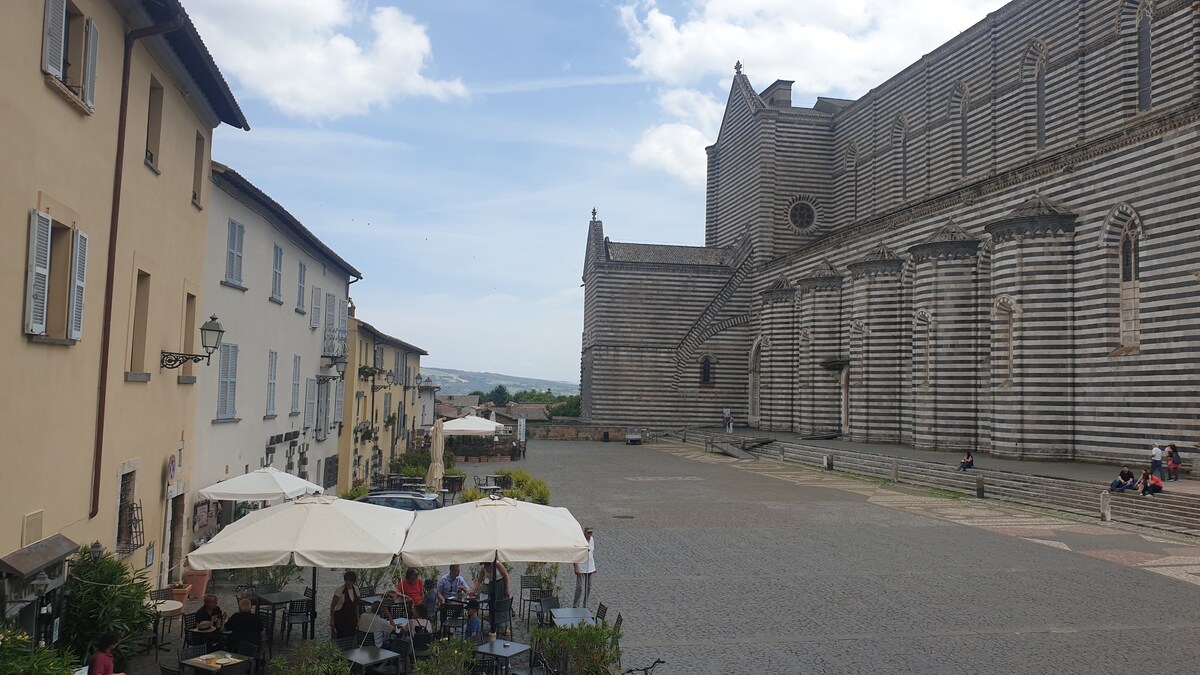 奥尔维多大教堂（ Duomo of Orvieto ）的公寓