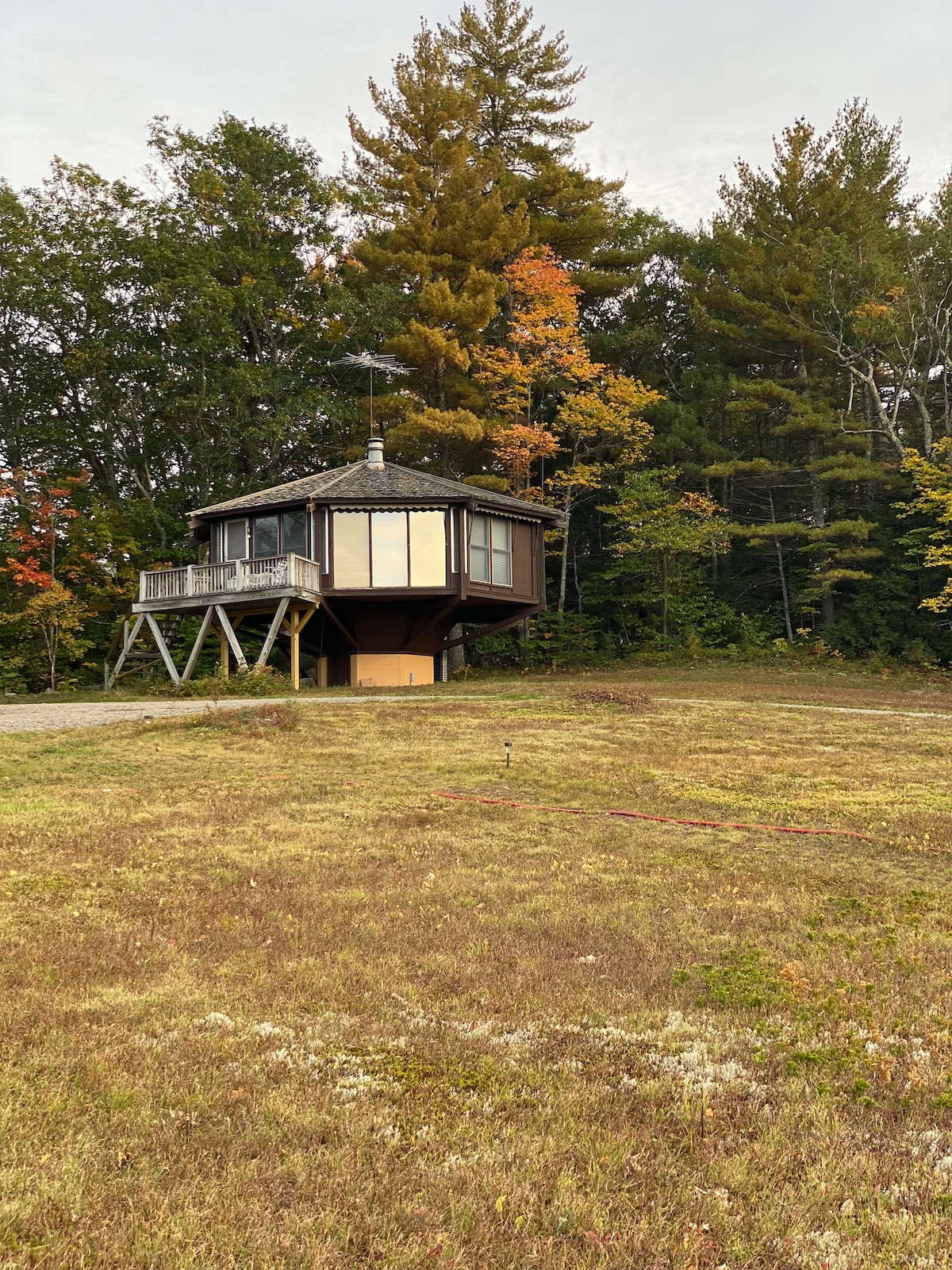 NH Hilltop八角小木屋，可俯瞰苹果果园