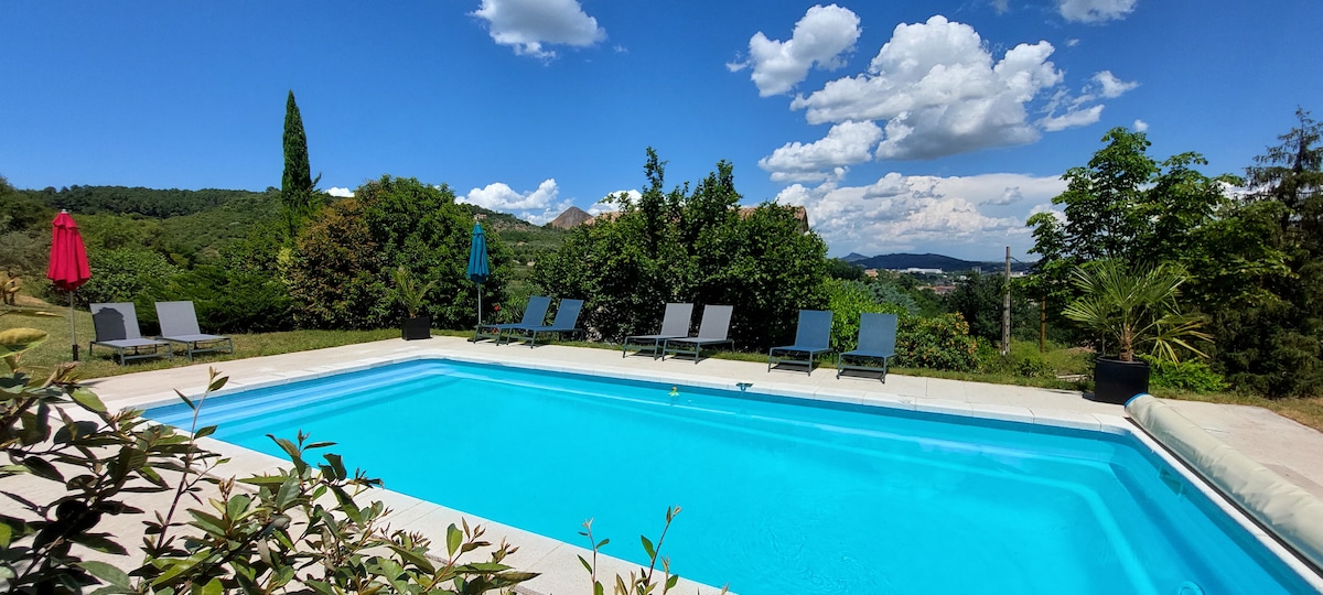 Magnifique appartement proche Alès, 4 personnes.