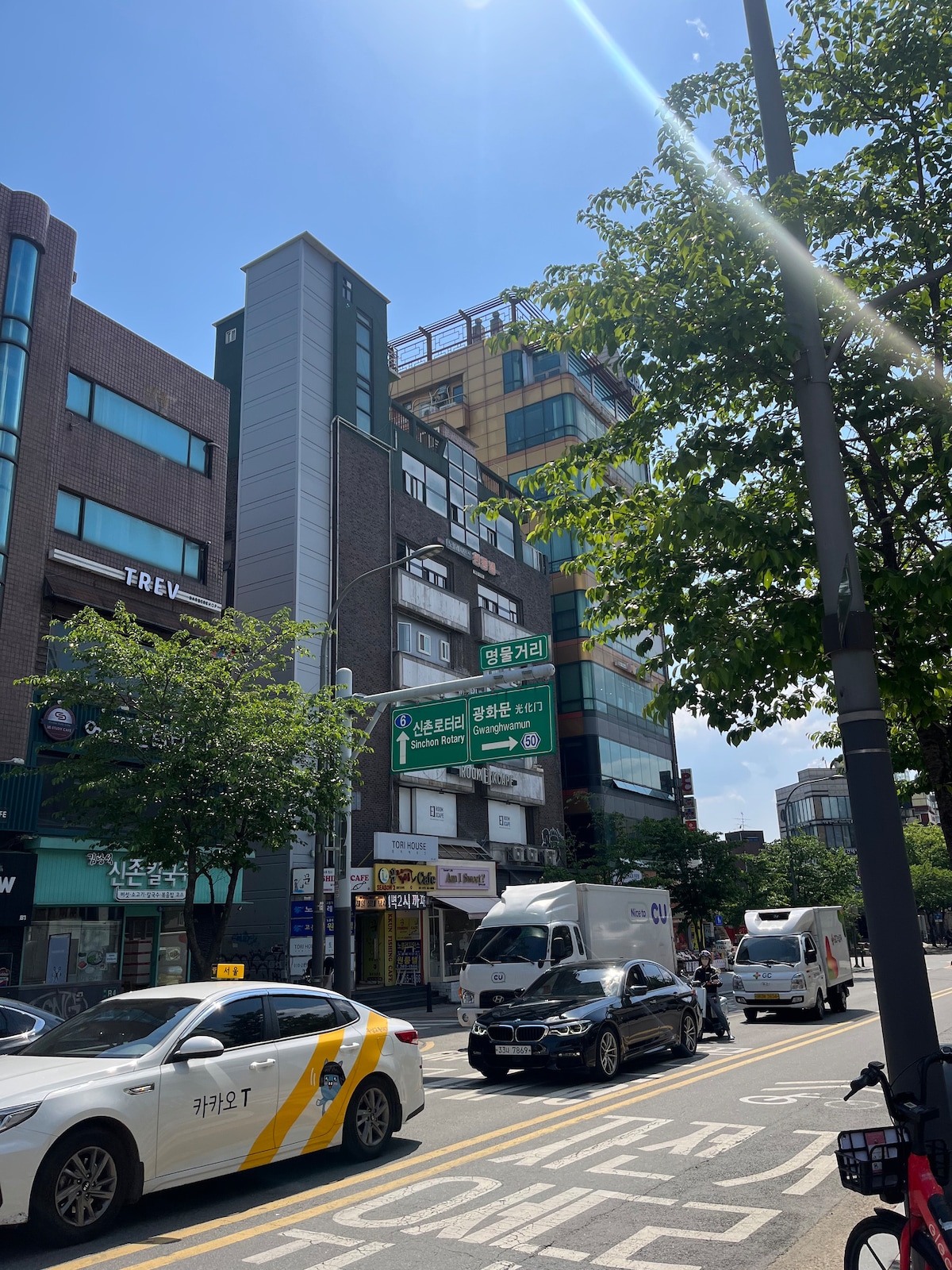 [首尔新村住宿]您位于首尔市中心的房源
