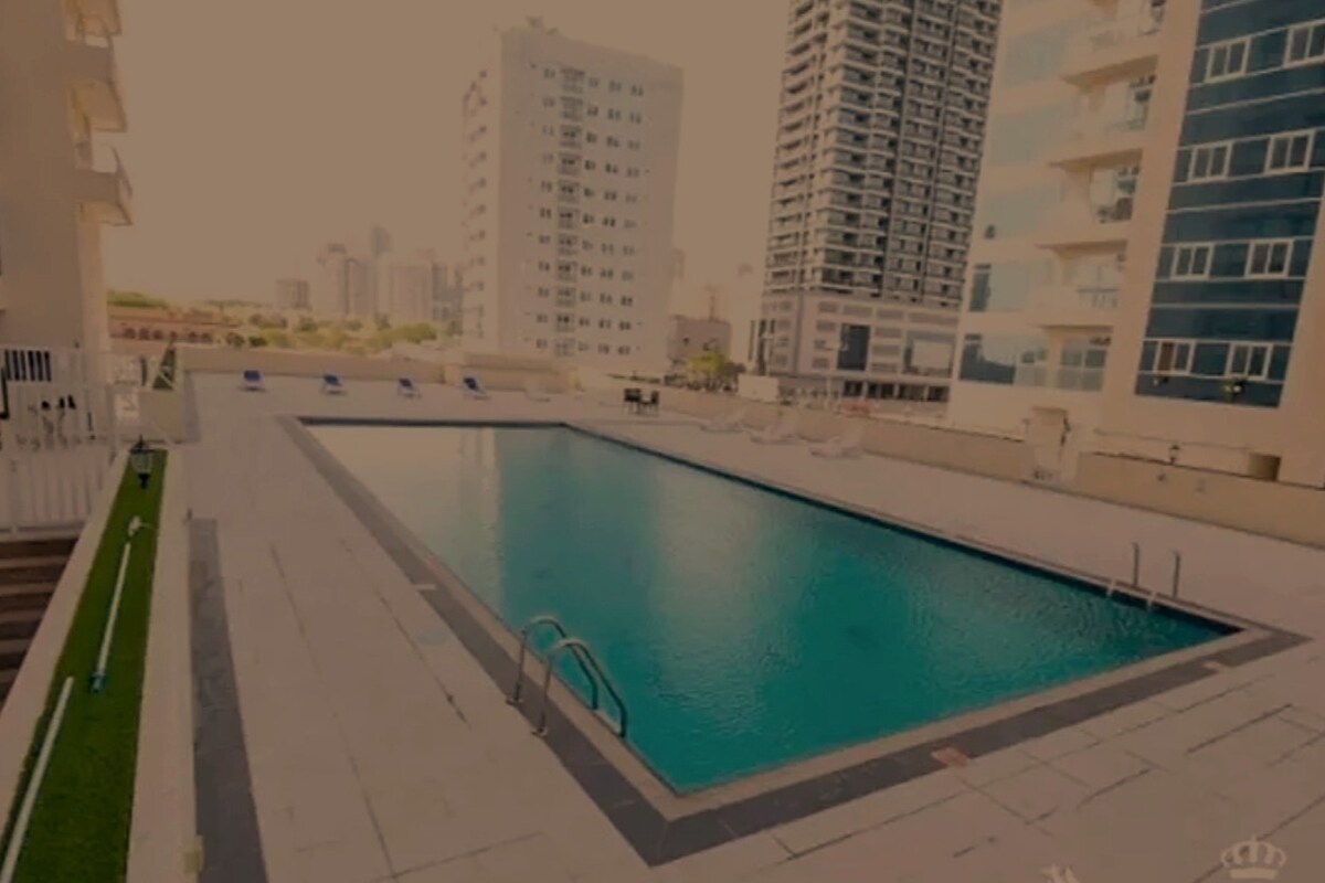 可爱舒适的单间公寓，带泳池，让您度过美妙的假期