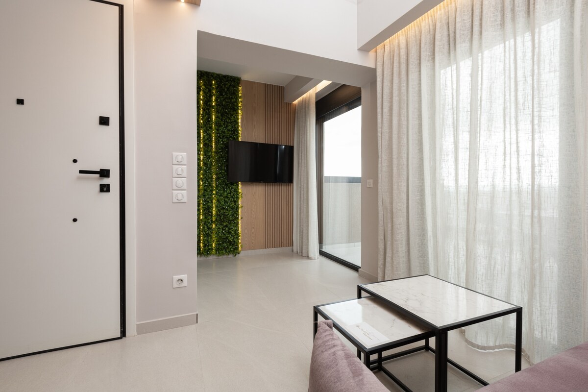 1-Bedroom Maisonette by LUX&EASY Residences