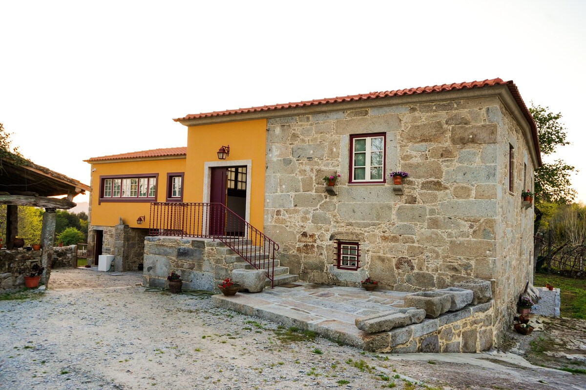 Casa do Ribeiro Privada有4间双人房