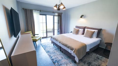 Double Room | Garden & Sea View