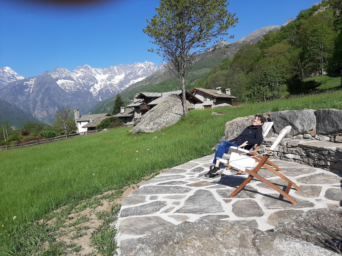 La Terra di Mezzo, monolocale in baita di montagna