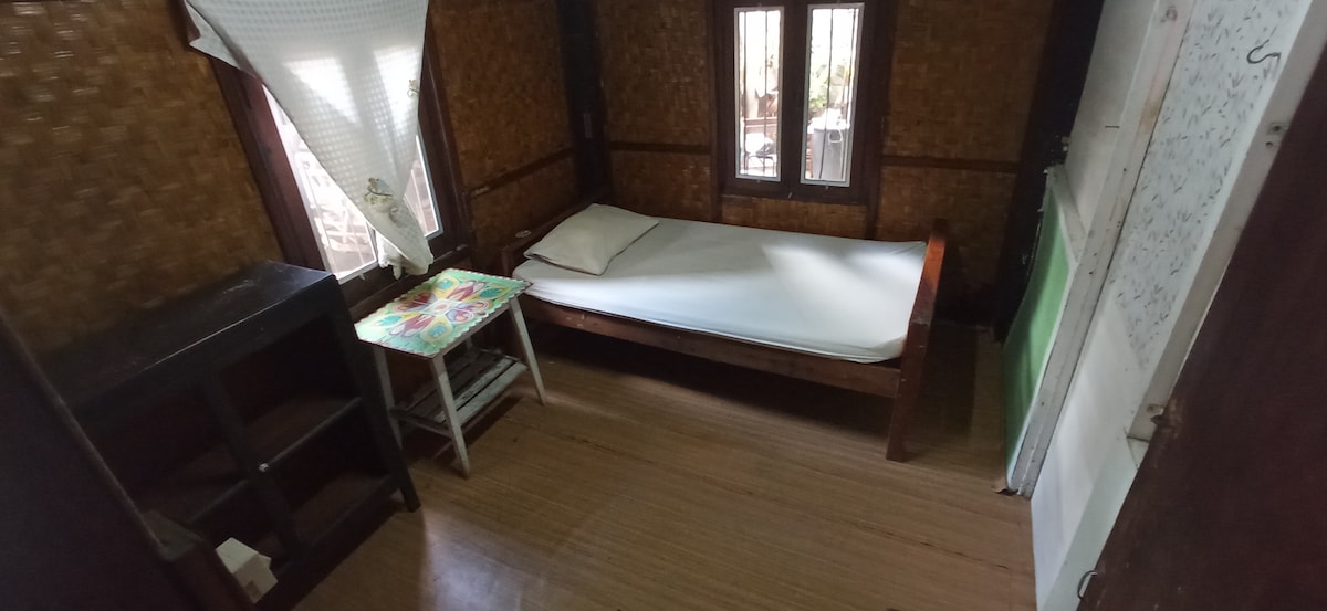 Happy Home guesthouse  Chiang mai