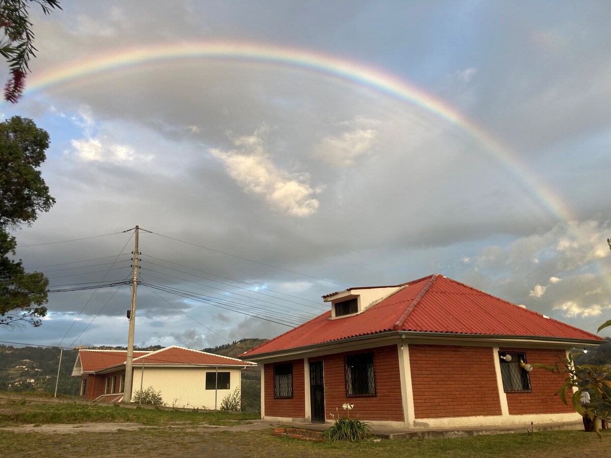 大自然中的舒适小屋