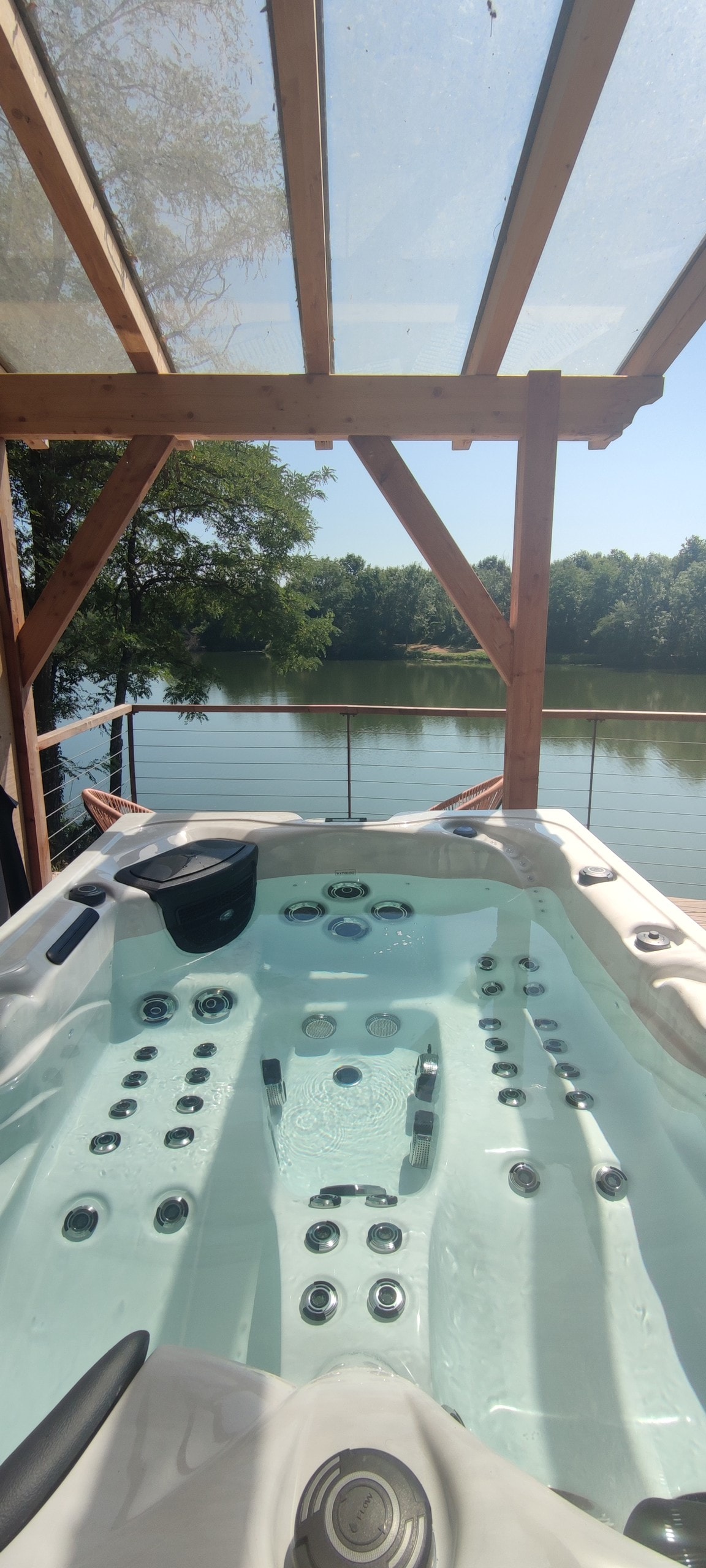 Charmante cabane perchée avec jacuzzi