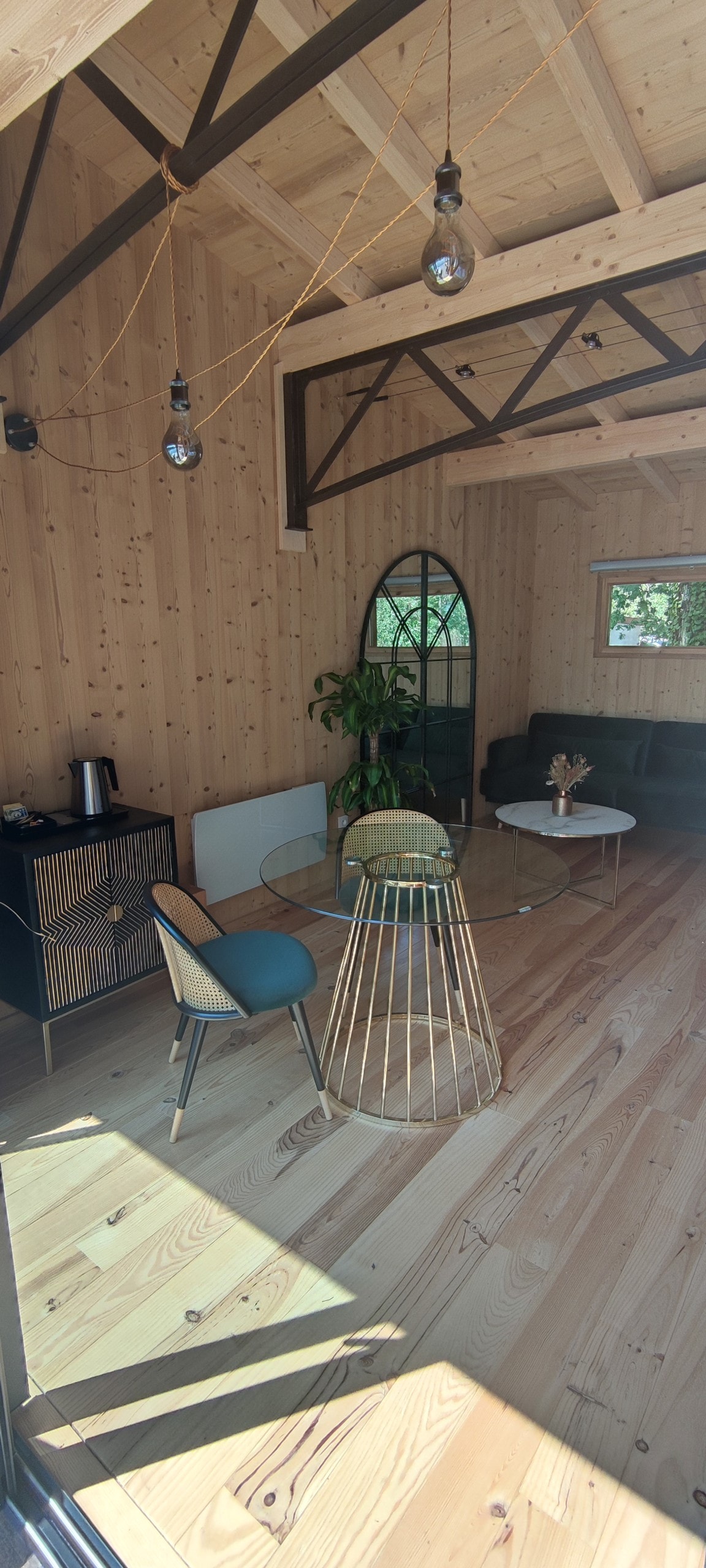 Charmante cabane perchée avec jacuzzi