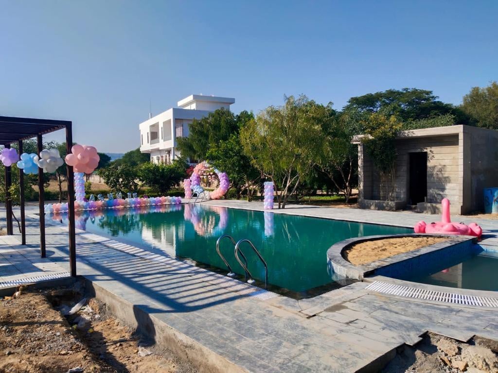 Amayra- The Luxury Farm with Pvt. Pool in Jaipur