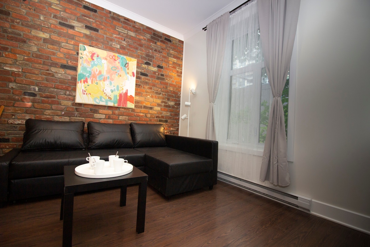 Downtown Cozy Corner *1BR* Bell Centre & Nightlife