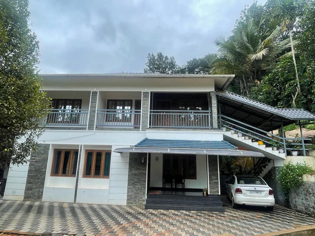 Private 2 Bedroom homestay in Munnar with parking