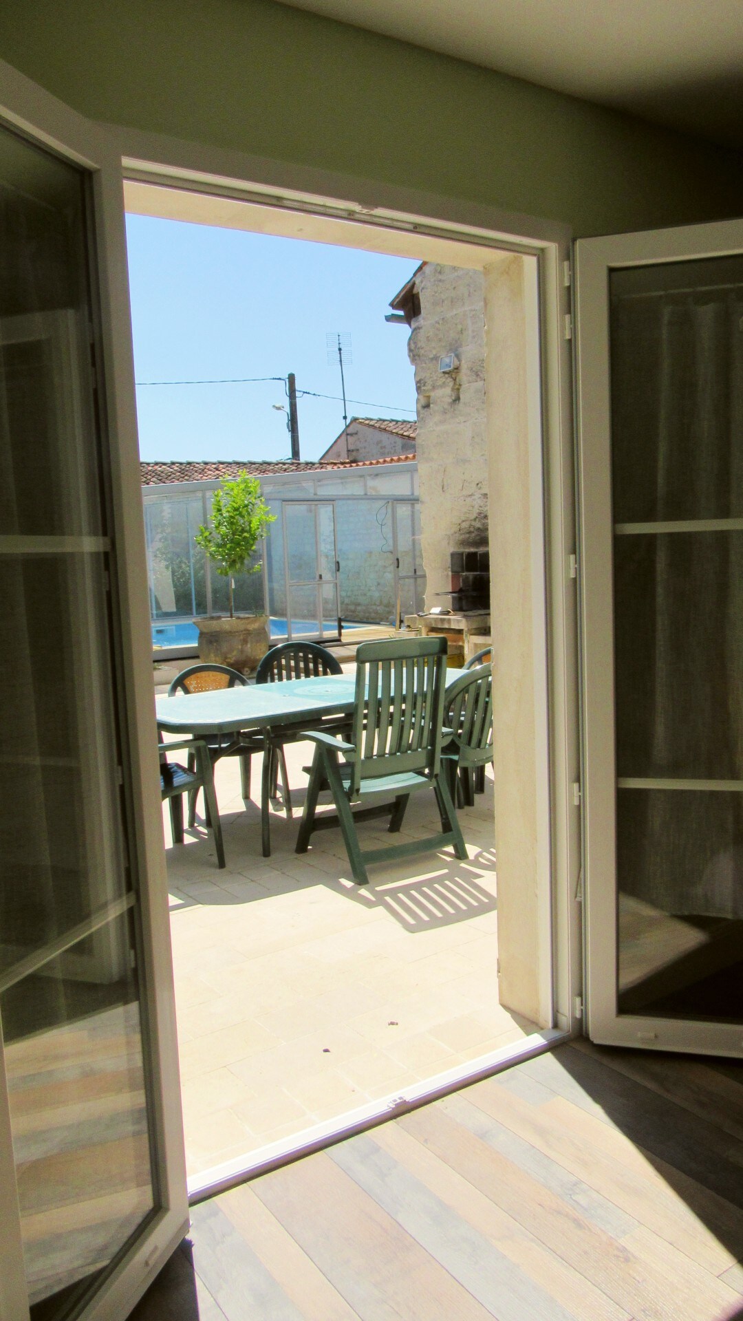 Chambres d'hôtes charentaise avec piscine