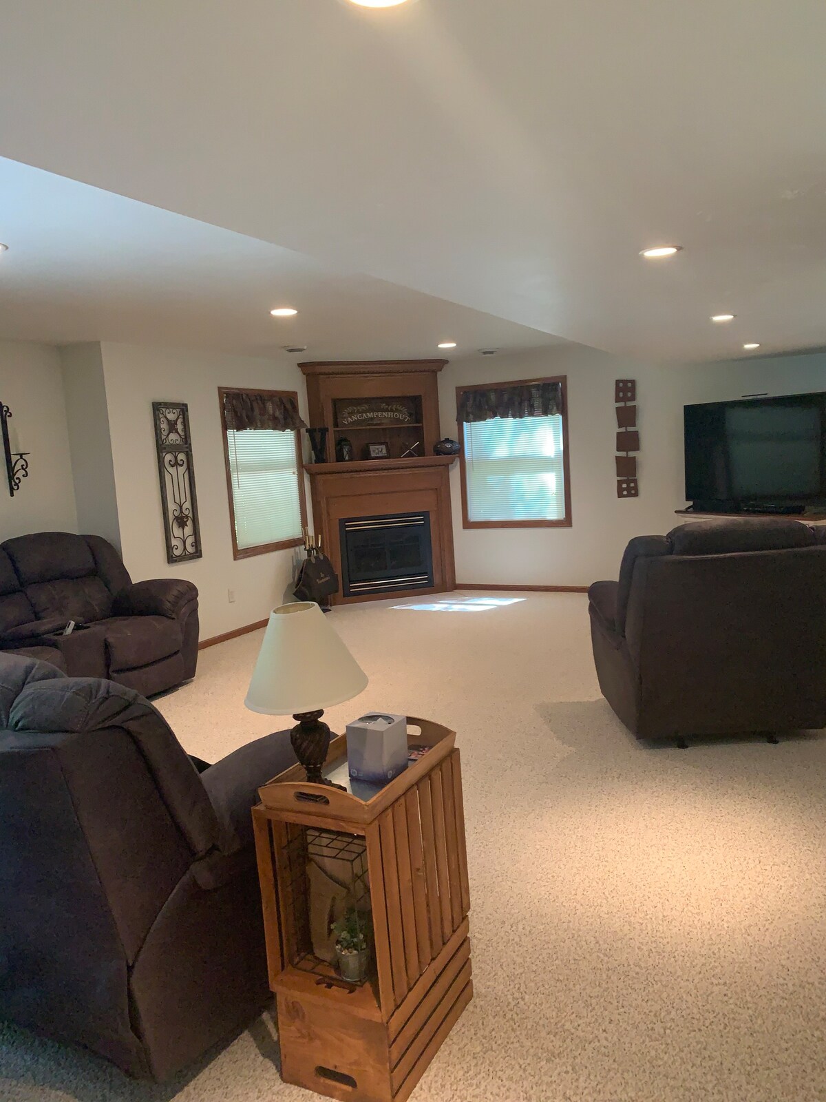 Lower Suite with private entrance-Oconto