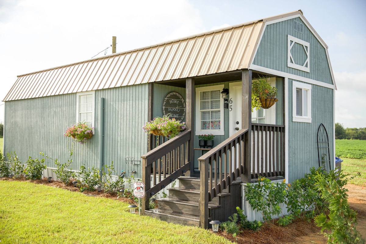 Relaxing Tiny Home In Wicksburg