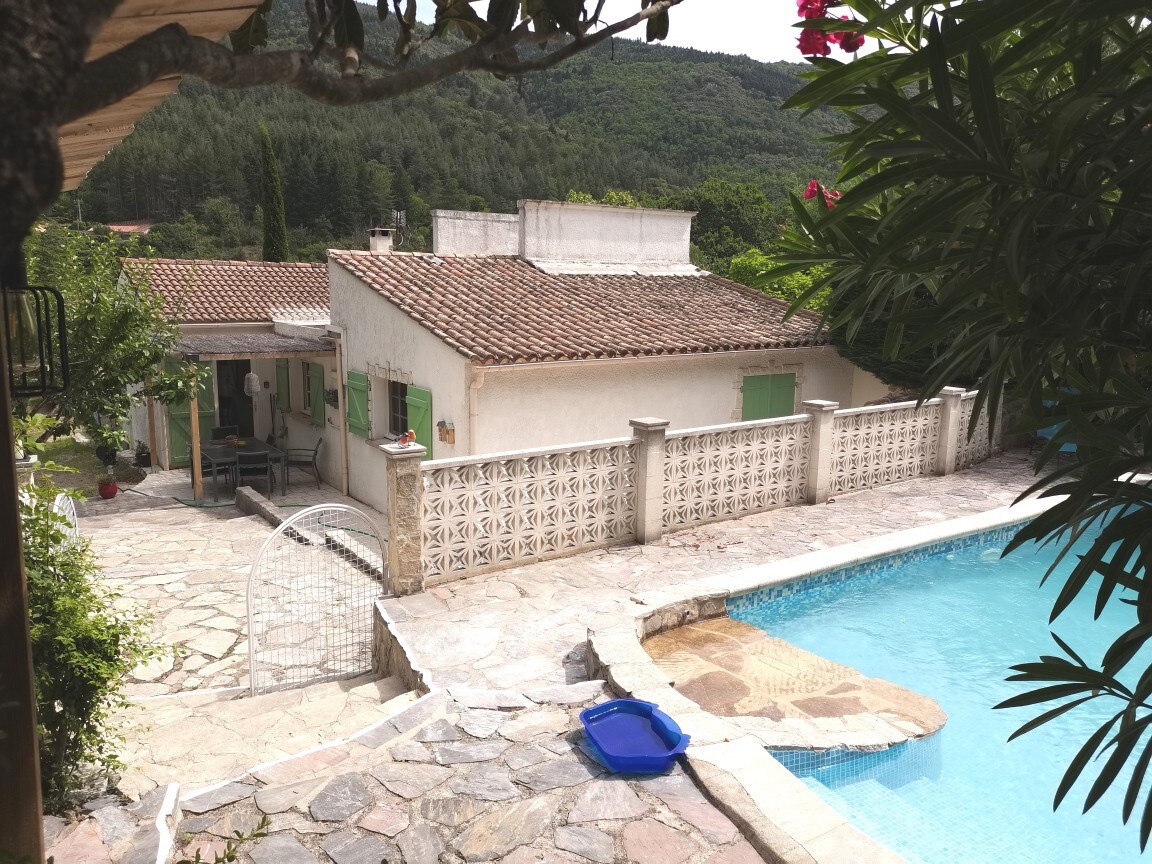 Moderne vakantie villa met privé zwembad!