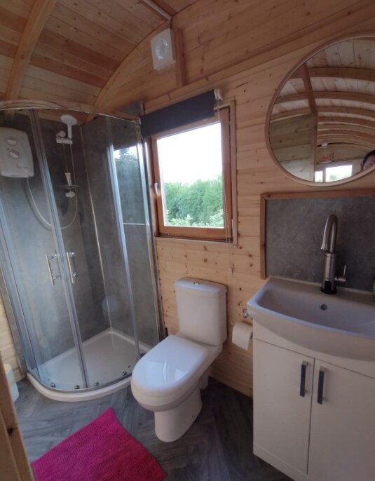 Bramley Haven - Shepherd Hut (Minnie 4 Berth)