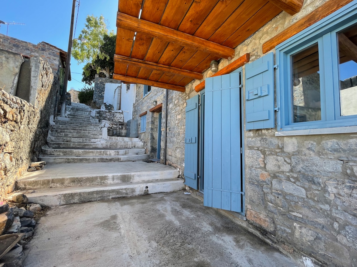 Pappou's Traditional Cottage @ Epano Elounta