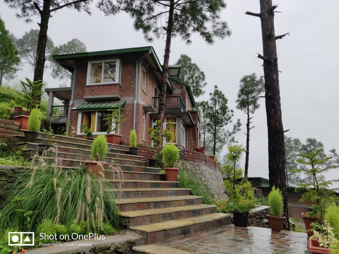 5 BR Boutique Resort in Tehri near Rishikesh (EP)