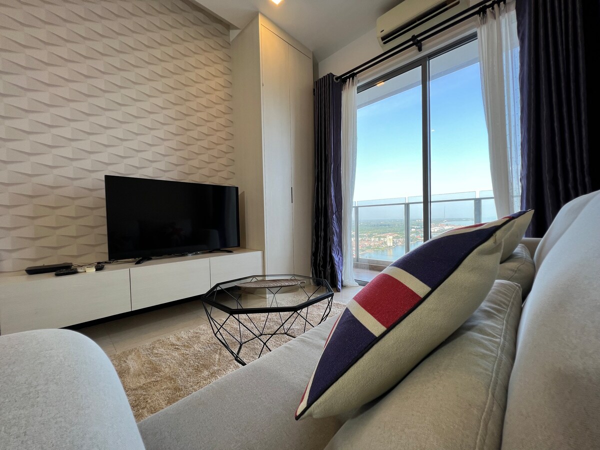 ✦ATTIC✦ Full Seaview Cozy 2 BedroomSuites [TV BOX]