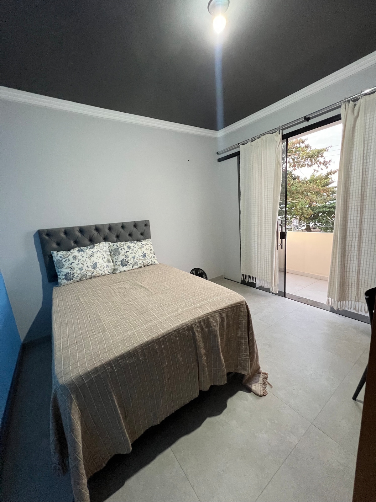 Apartamento de frente a praia, com garagem