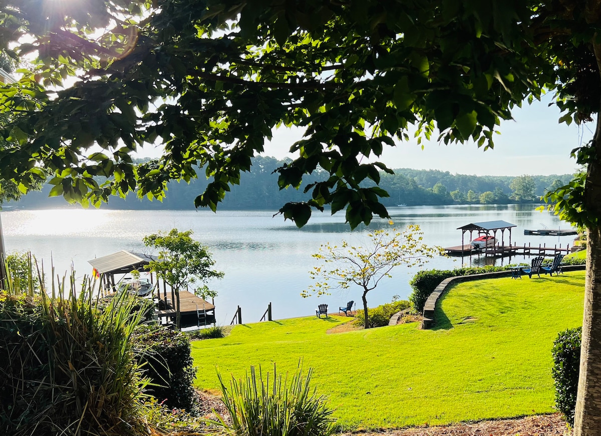 Spacious Cottage on Lake Greenwood's Hidden Lake