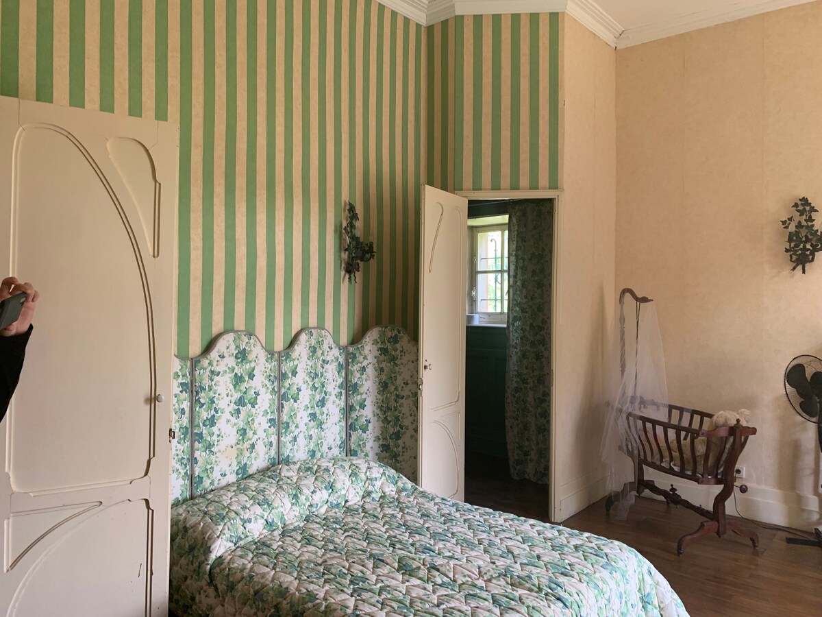 Chambres à louer dans un Château Napoleon III TARN