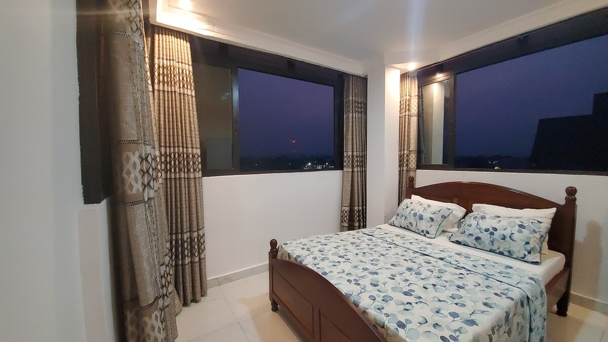 位于Kinshasa Gb的漂亮2卧室酒店式公寓
