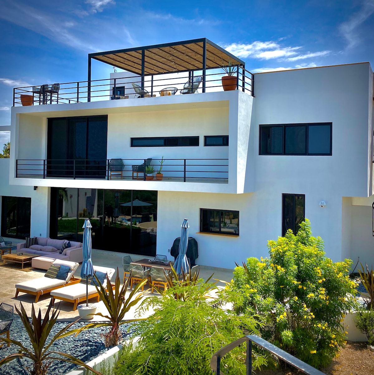 New, modern compound w/pool - short walk to beach