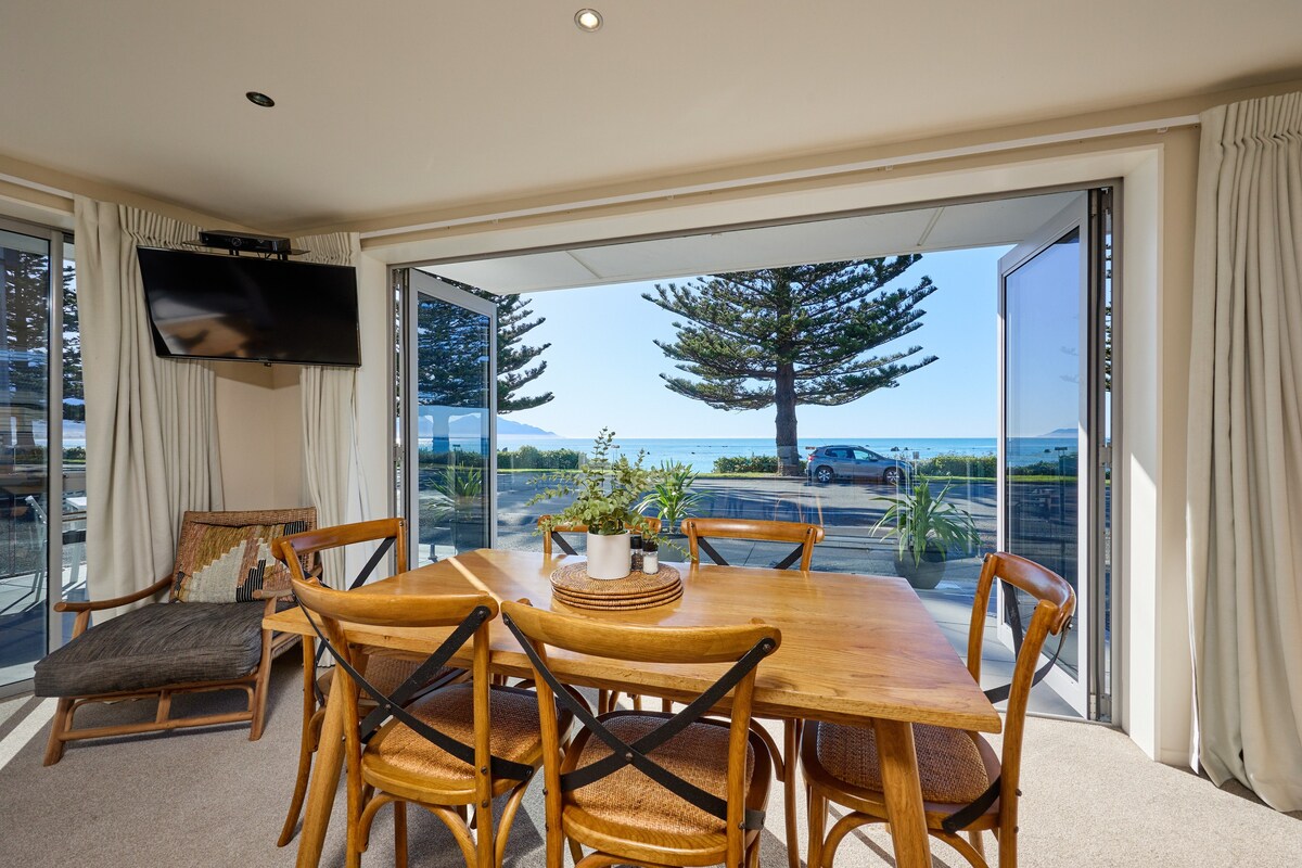 Kaikoura Waterfront Deluxe 2 Bedroom Apartment