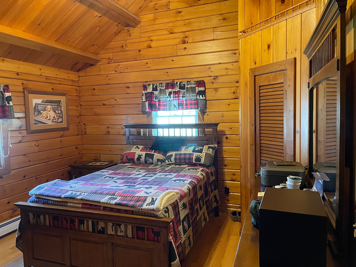 舒适的2卧室真正木屋
