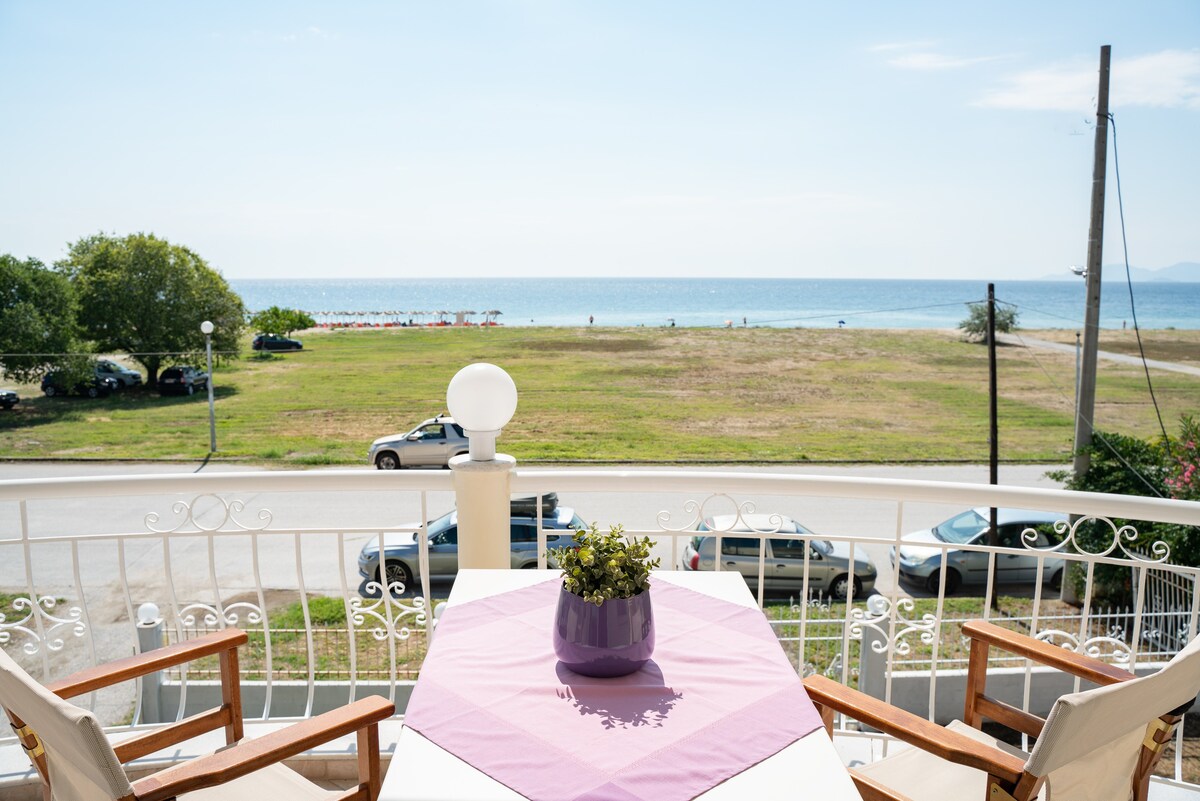 Sundy 's Beachfront家庭公寓，可欣赏美丽的海景