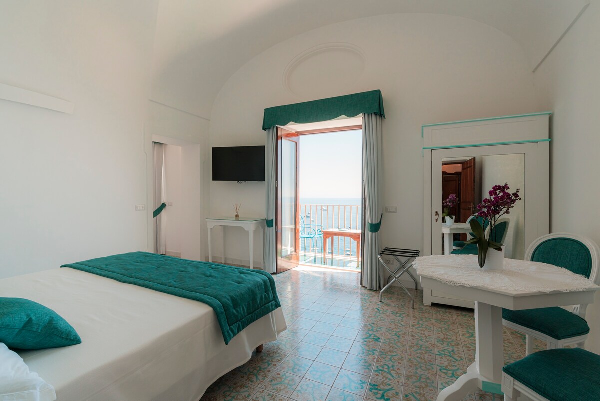 Suite con SPA, idromassaggio vista mare