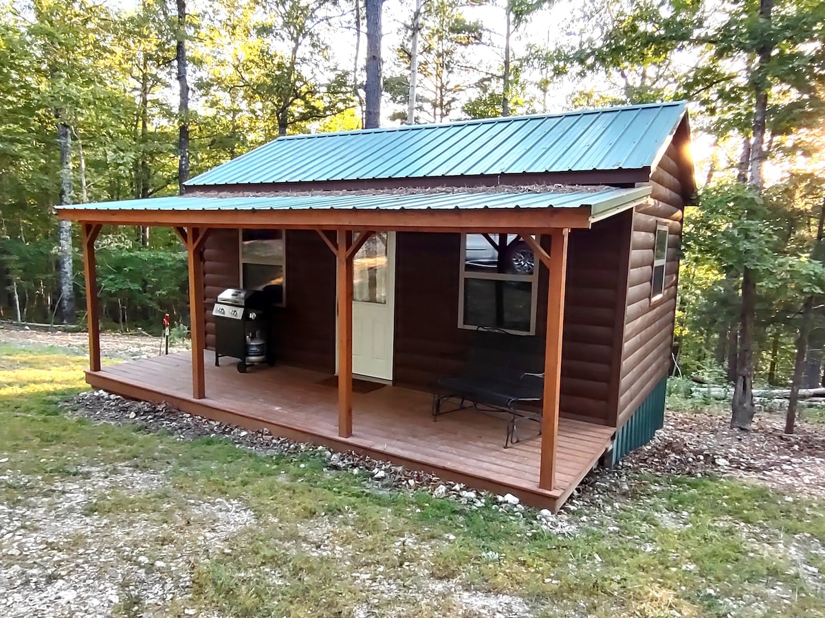 松岭小木屋（ Pine Ridge Cabin ） -舒适的度假胜地！