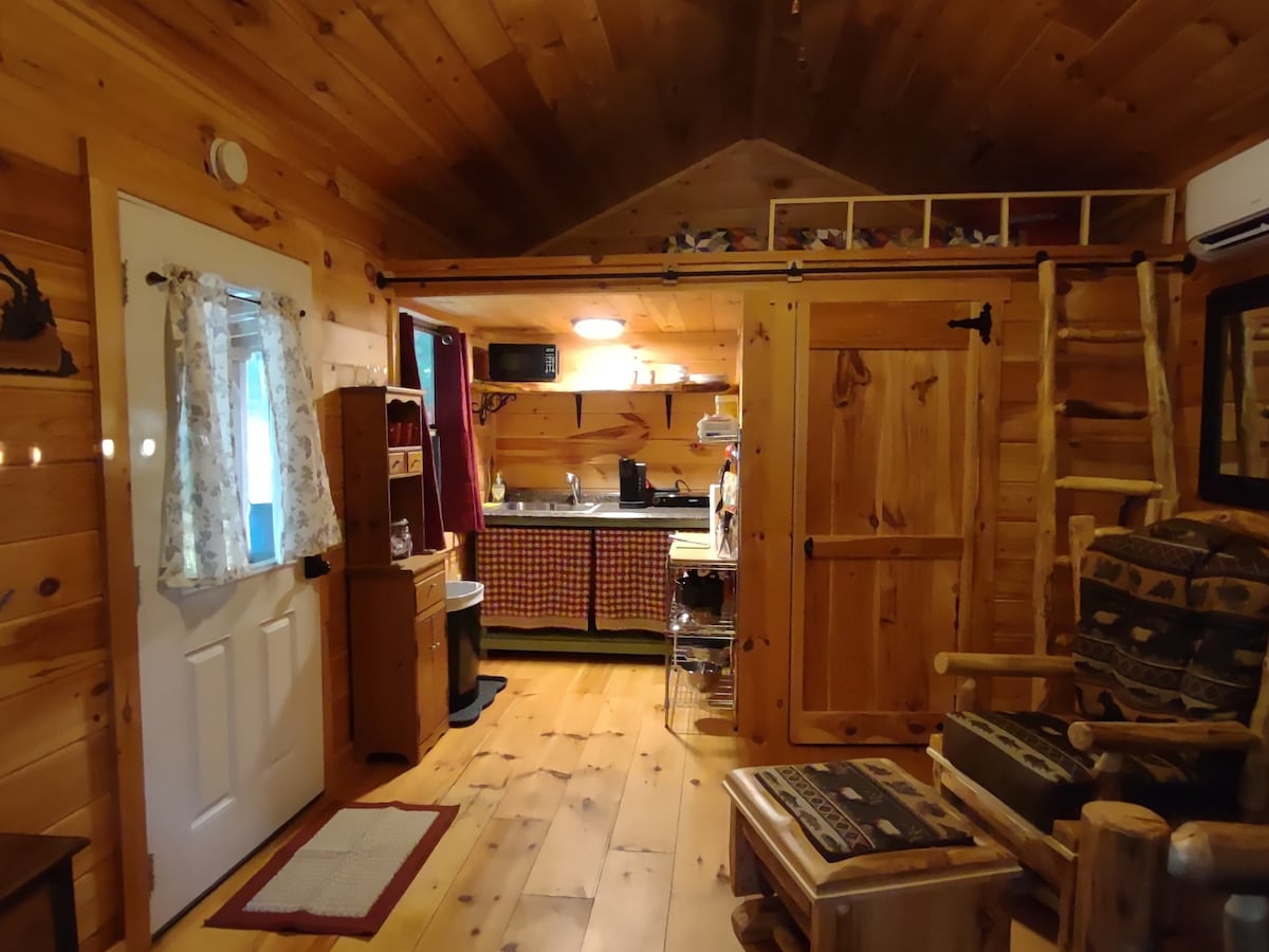 松岭小木屋（ Pine Ridge Cabin ） -舒适的度假胜地！