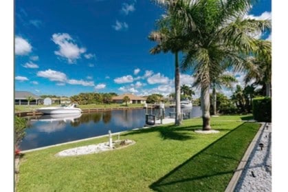 #1 Amazing Waterfront Home w/pool - Prime Location