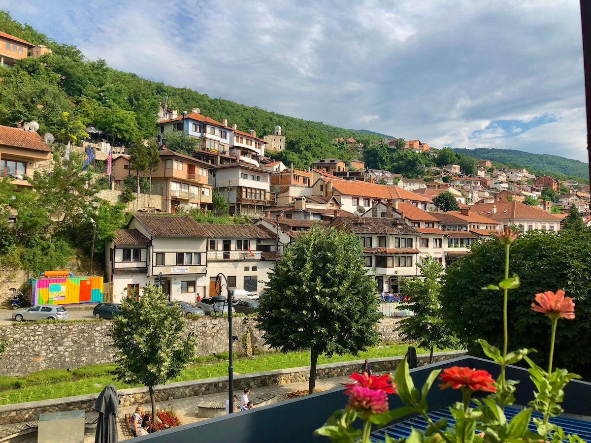 Stay by the river in the heart of Prizren