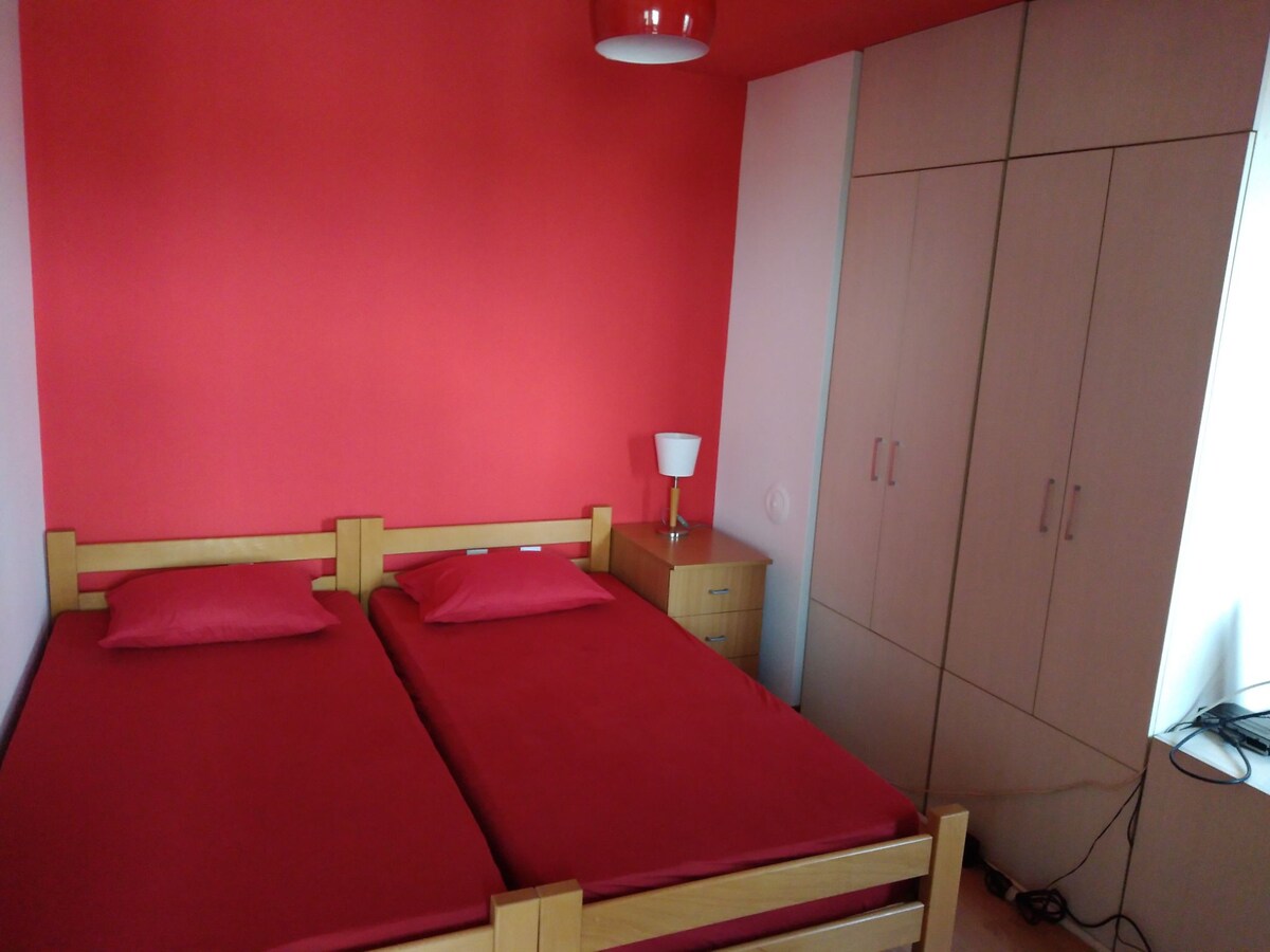 Skopje City Center Red Apartment
