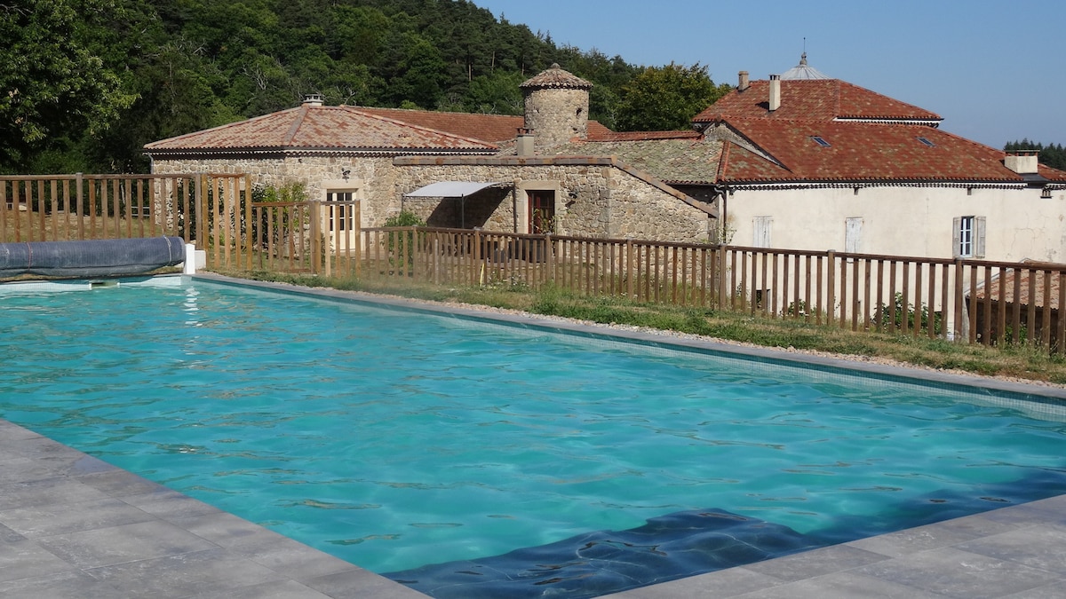 Gîte 4* avec terrasse vue forêt idéal randonneur