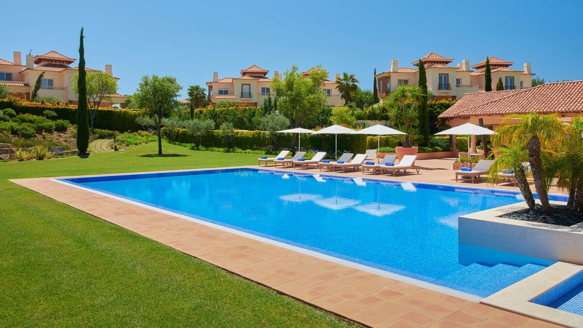 3-Br Villa on No. 1 Algarve Golf Course near Beach