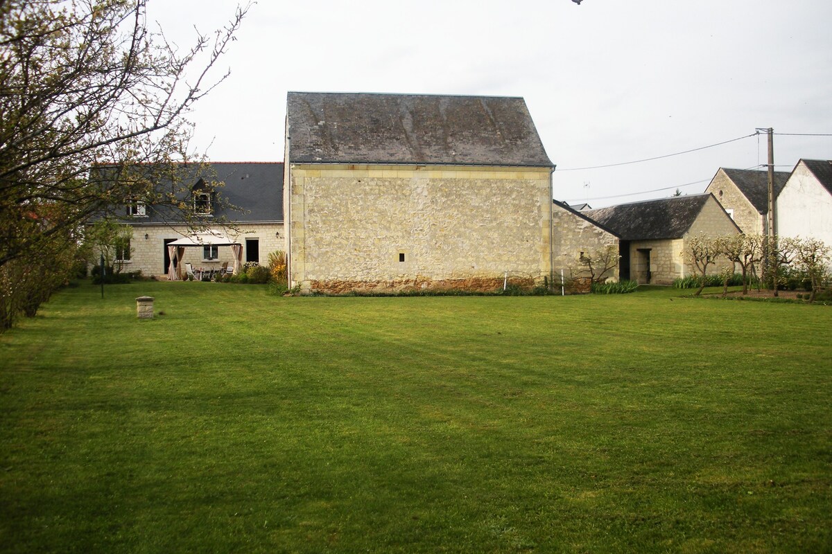 Belle maison de campagne entre vignes & châteaux