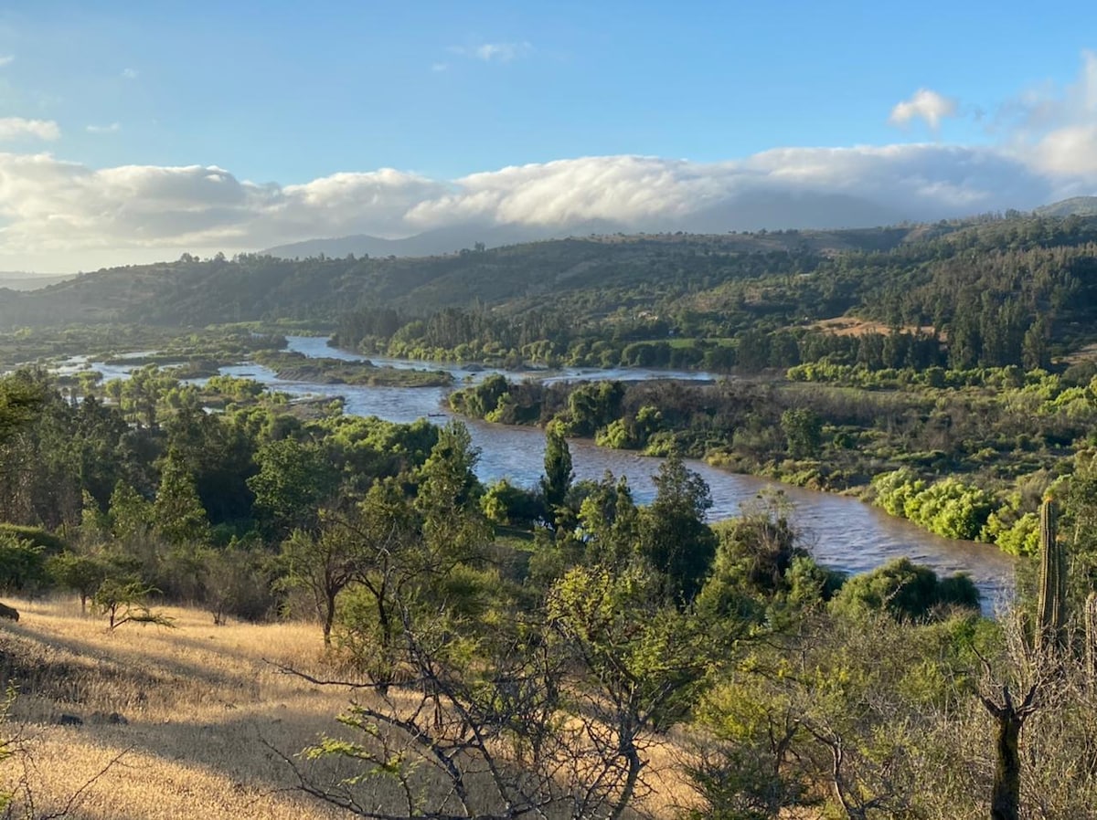 Casa con vistas junto al río Maipo