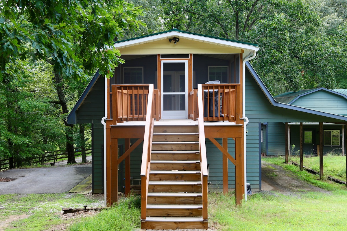 Carriage House in the Woods