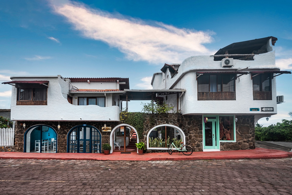 Fabulosa Hab. Matrimonial con TV y Piscina