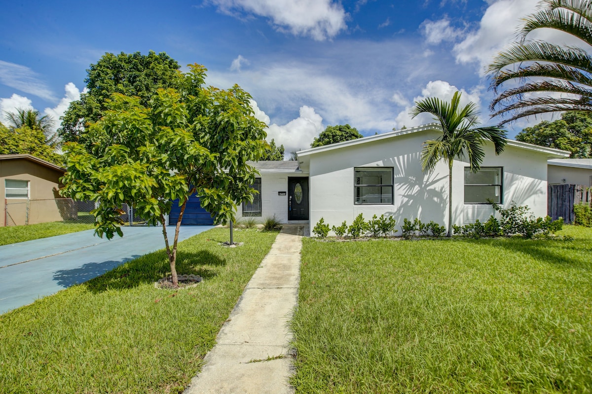 Central Family Home with Pool Near Parks