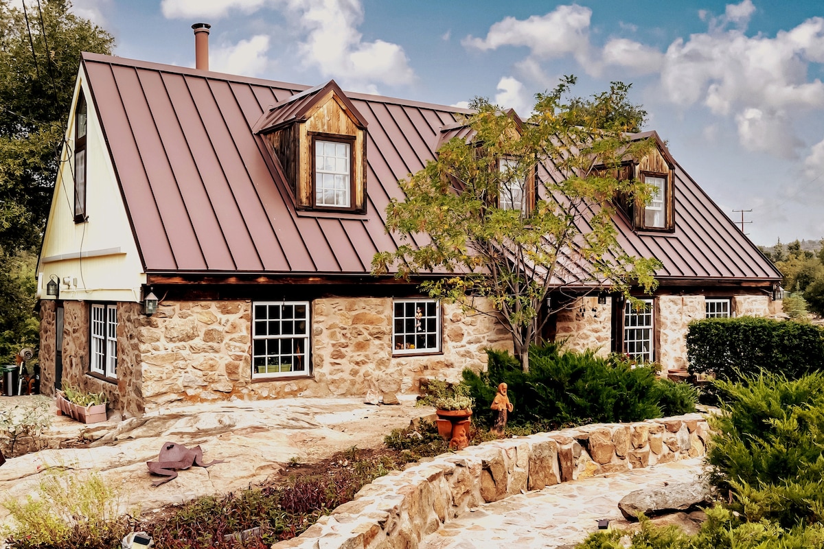 Historic Stoneapple Farm Writers’ Cottage