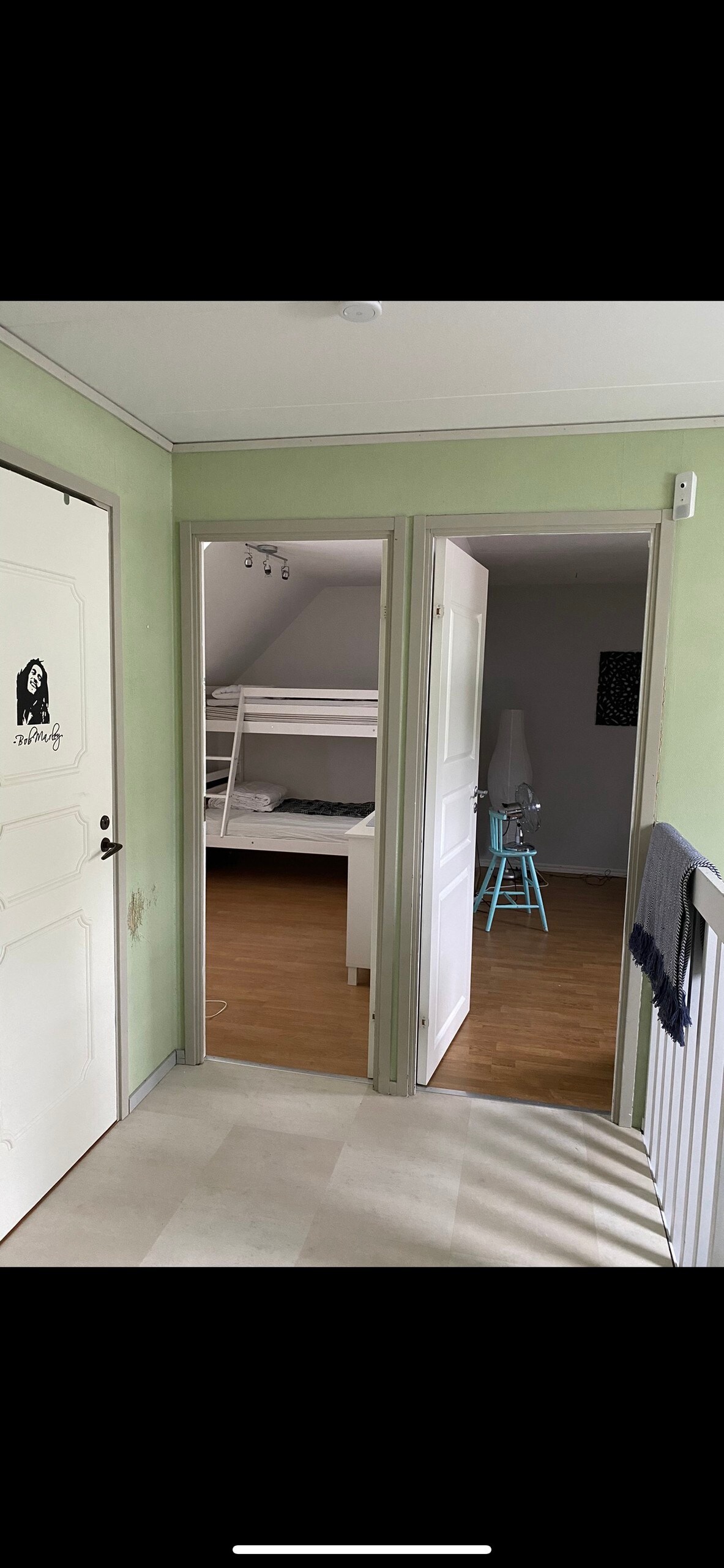 独立房间， 180张床，位于尼斯联排别墅， Pilhagen