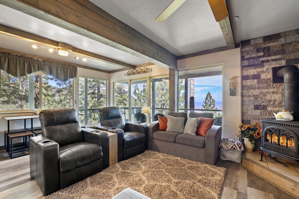 Peaceful 4BR Loft~Expansive Decks~Heavenly Views!