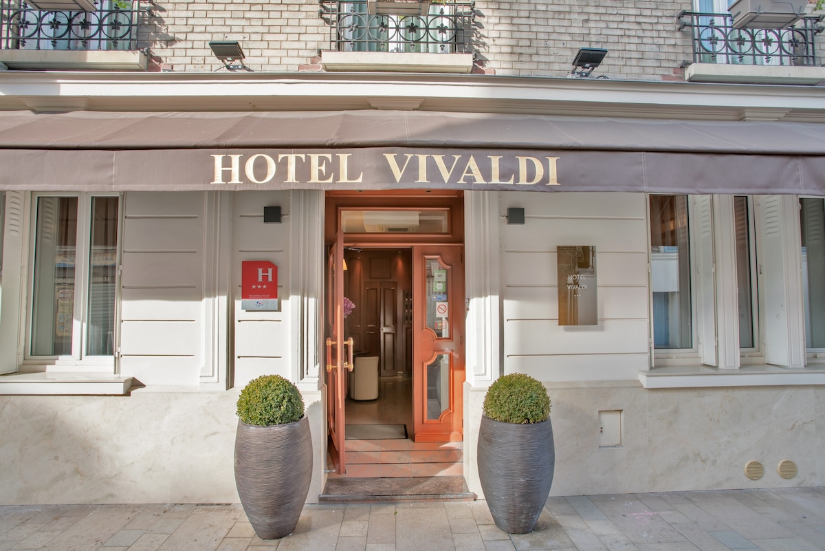 VIVALDI酒店* * *
Puteaux la Défense