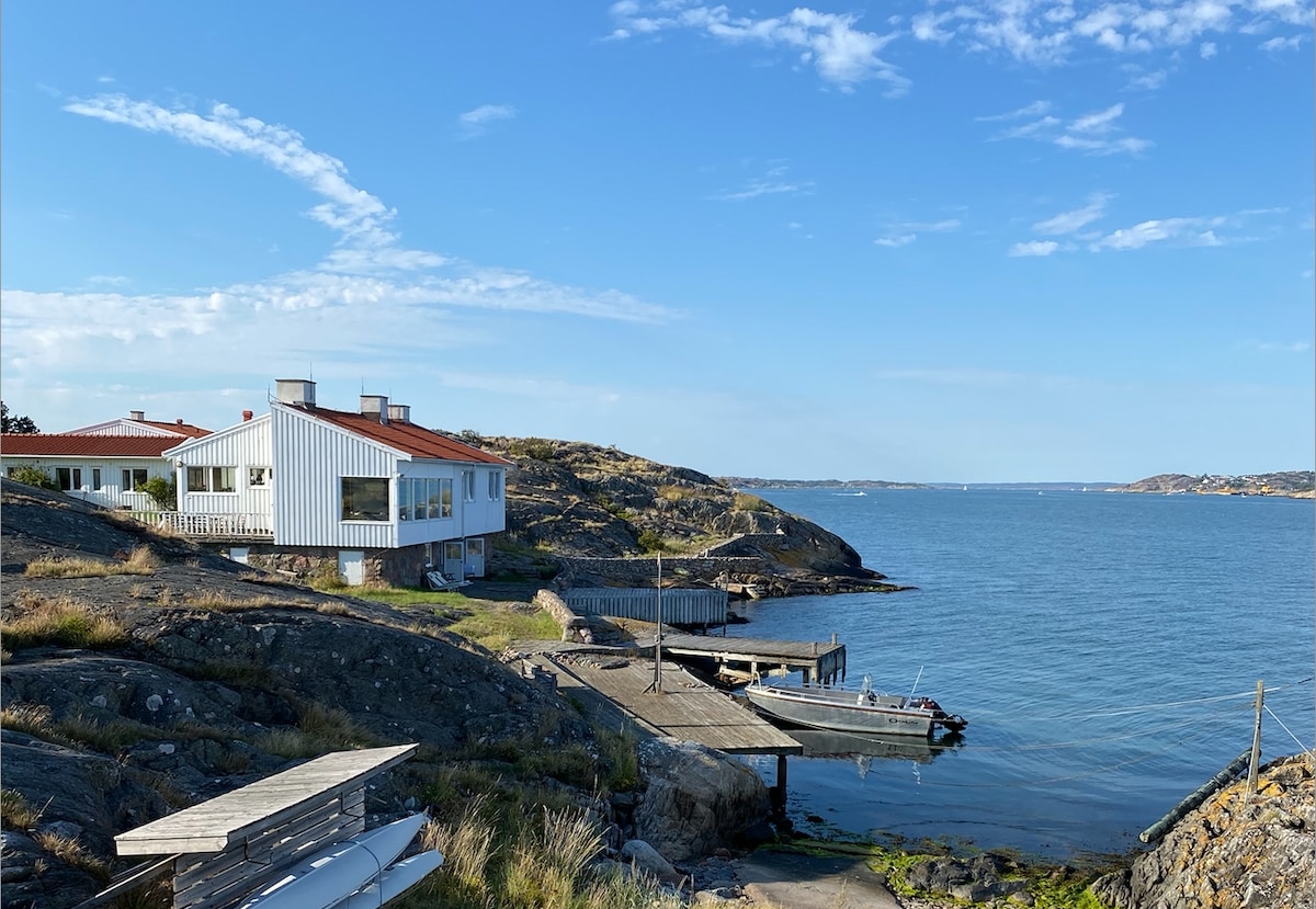 Unique house on Grötö, right by the sea